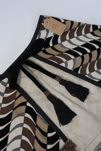 Load image into Gallery viewer, M black + brown wavy velvet
